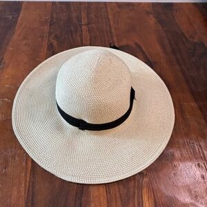 Solar Escape Womens Wide Brim Sun Hat Cream Woven Straw Ribbon One Size
